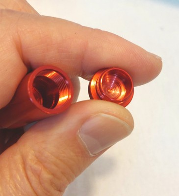 Снимка 4 за Метален Контейнер с Дозатор